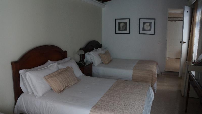 Hotel Lukas 麦德林 外观 照片